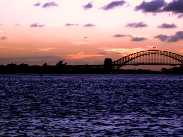 9587_Picture075_1275446911